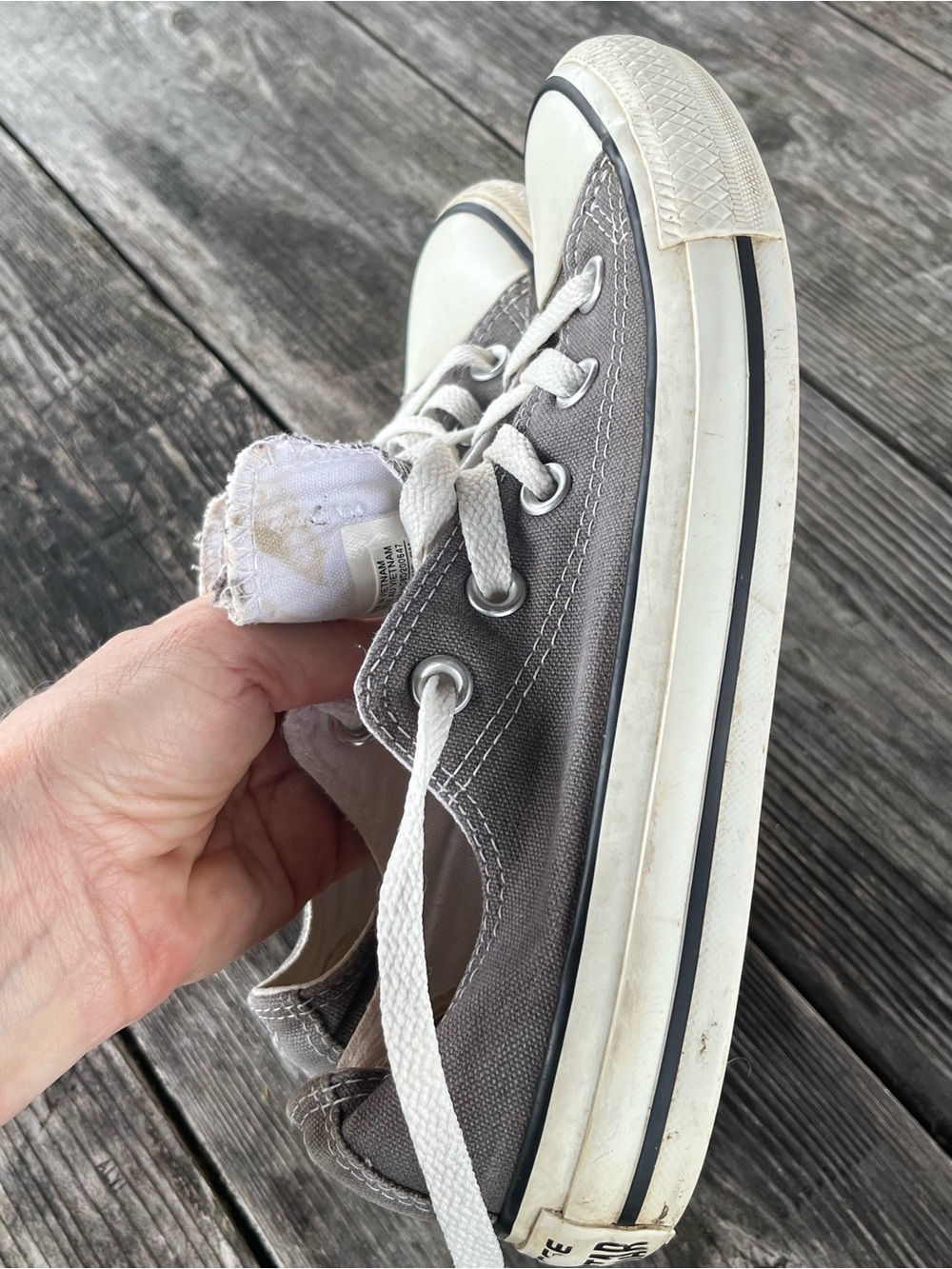 Converse women’s 6, All Star Low Top Sneakers - Gray - Picture 5 of 5